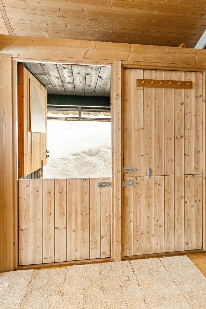 stable-door-install-southampton-revive